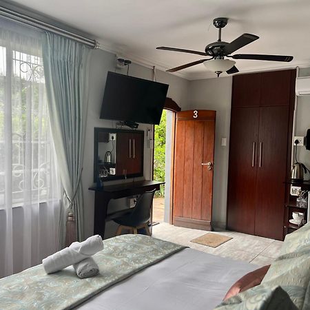 Silken Trap Accommodation No Loadshedding 요하네스버그 외부 사진