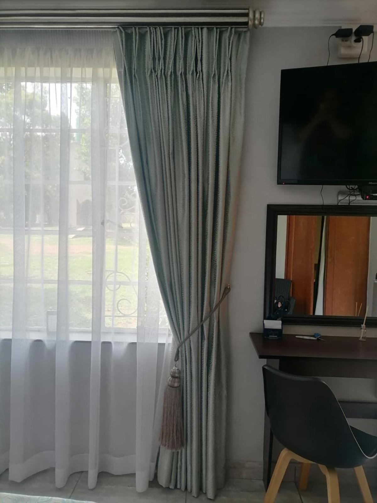 Silken Trap Accommodation No Loadshedding 요하네스버그 외부 사진